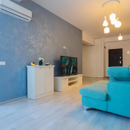 Blue Chic - Building Stefan Mamaia Nord Apartament *